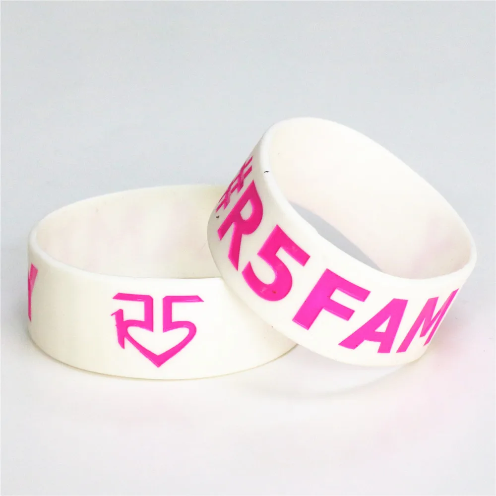 Fashion 1PC R5 Family Silicone Wristband 1\