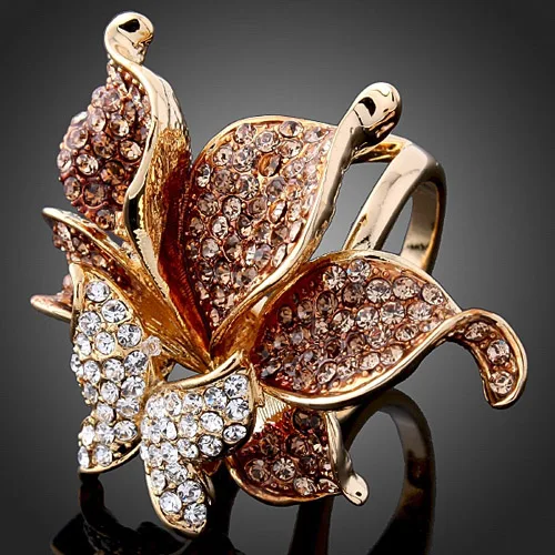 CHRAN Gold Color Trend Butterfly Rings for Women Wholesale Fashion Sparkling Crystal Statement Jewelry Ladies Gift