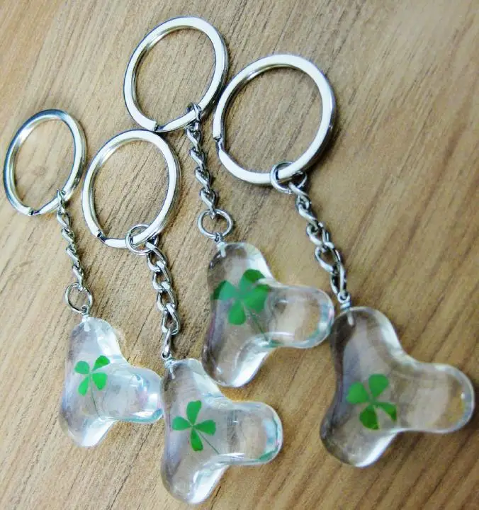 20 pcs key ring real clover triangle shamrock sample four leaf clover keychain