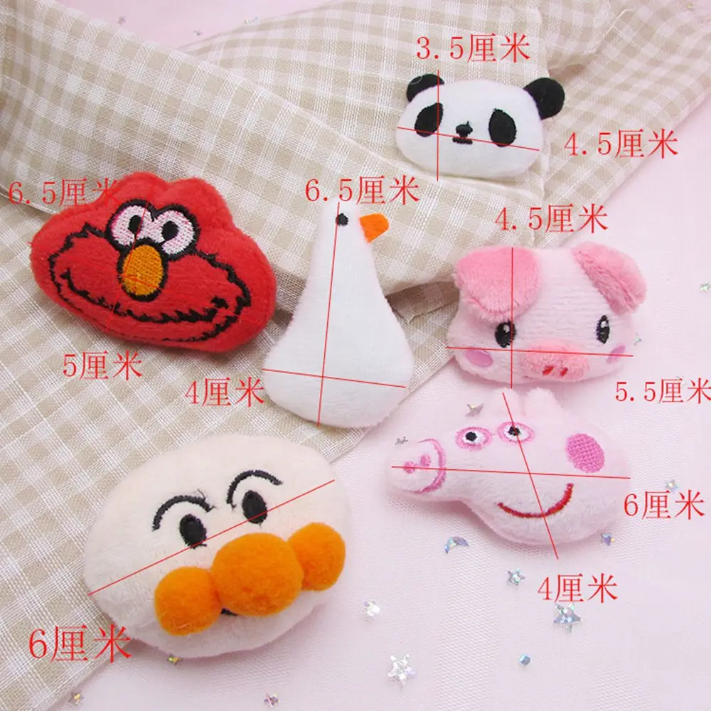 50 pcs/100 stks/partij cartoon panda eend varken pluche pop speelgoed gewatteerde applique voor kinderen hoofddeksels kledingstuk schoen versieren DIY accessoires