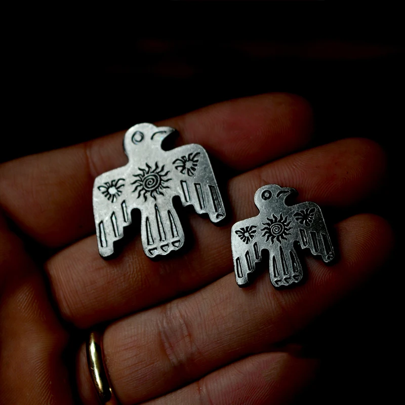 American RR Thunderbird Vintage Brooch Brass Metal Indian Style Sun God US Badge Pin For Denim Clothes Bag Accessories