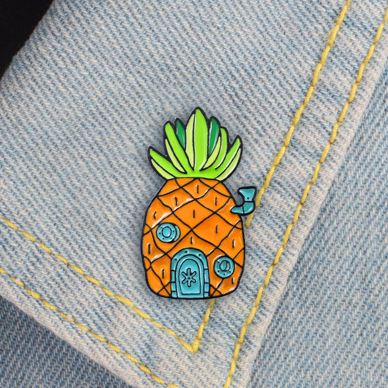 Yellow pineapple simple cartoon house personality brooch is suitable for clothes hats and backpacks to make accessories