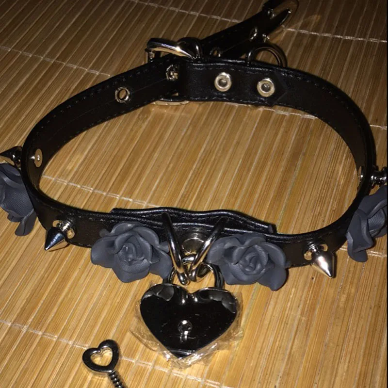 Kawaii Harajuku 100% Handmade Safe Heart Lock Key Rose Flower Choker Spikes Spiked Collar Buckle Necklace
