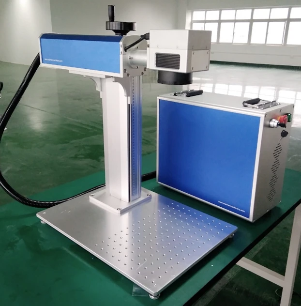 Macchina per marcatura laser a fibra laser 30W Wuhan BCX con macchina per marcatura touch screen in vendita