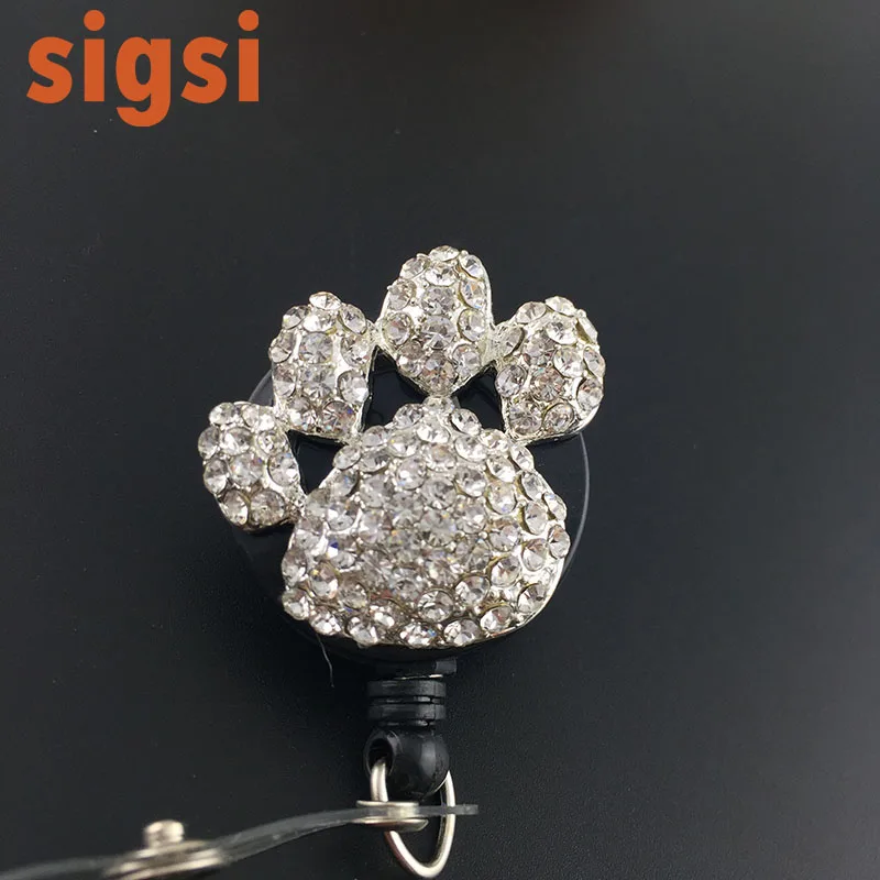 New Custom Bling Rhinestone 3D Puppy Paws Badge Reel Retractable Animal Paws ID Badge Holder Pull Reel