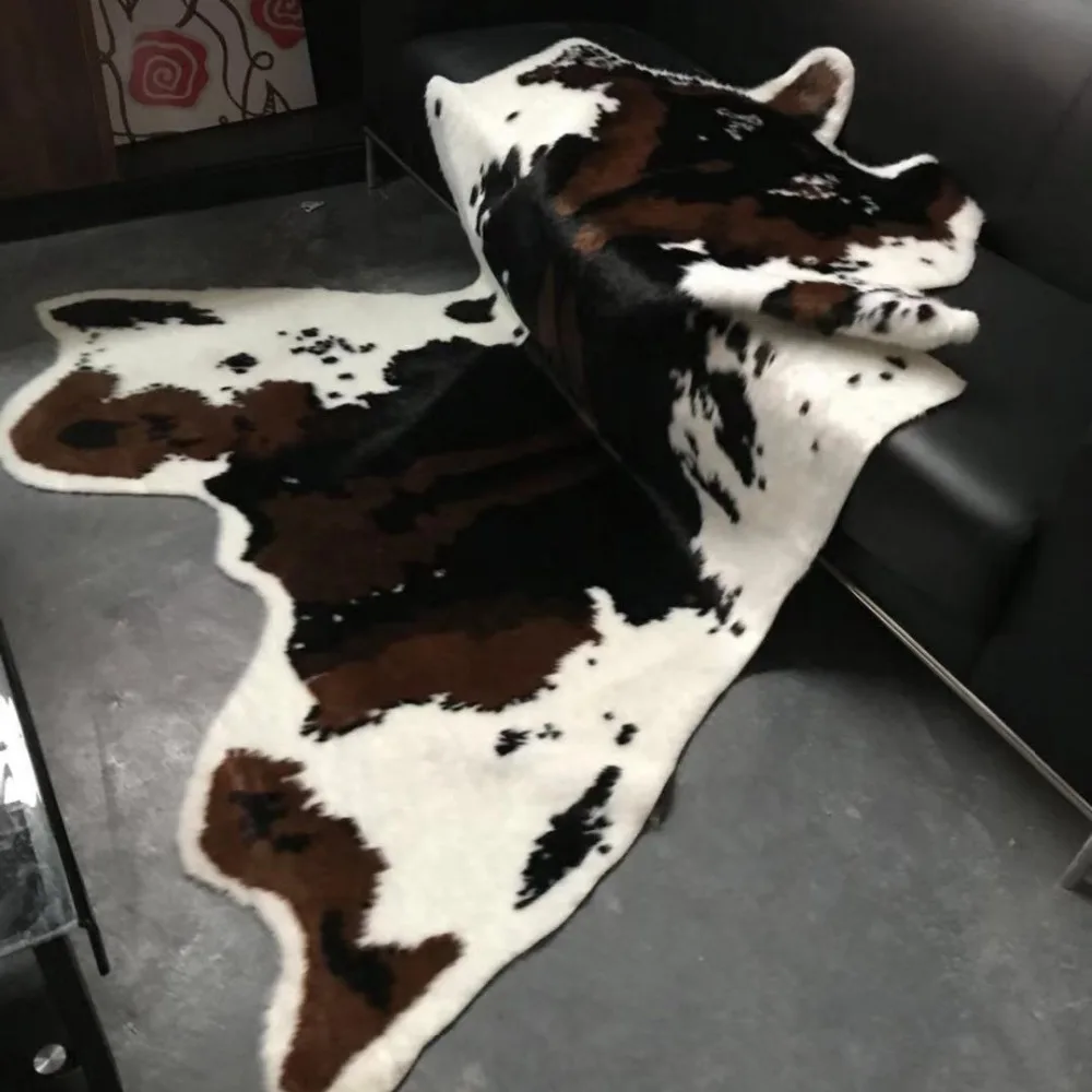 

170x220cm Large Size Cow Printed Cowhide Faux Skin Leather NonSlip Antiskid Mat Animal Print Carpet For Home