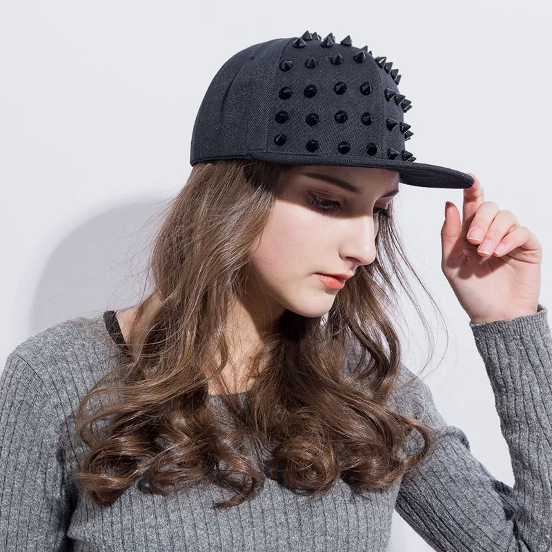 Unisex Punk jeż kapelusz osobowość Jazz Snapback Spike Studded nit Spiky czapka z daszkiem dla Hip Hop Rock Dance Bons czapki tirówki