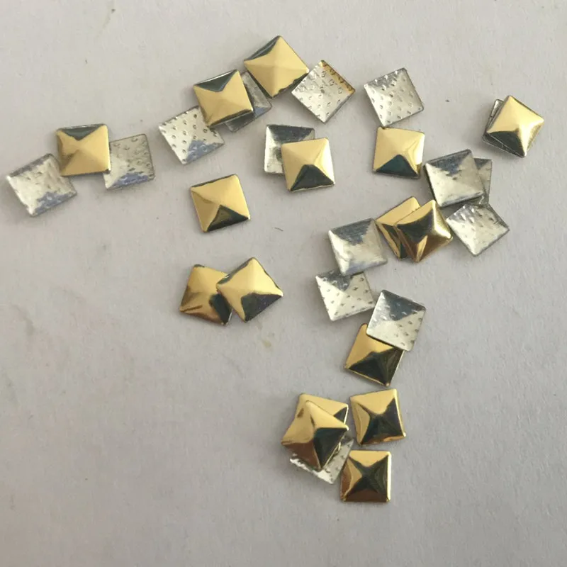 500PCS 7*7mm Gold Aluminum Hotfix Square Pyramid Flat Back Iron-on Rhinestuds FlatBack Studs DIY Heat Transfer Use For Garments