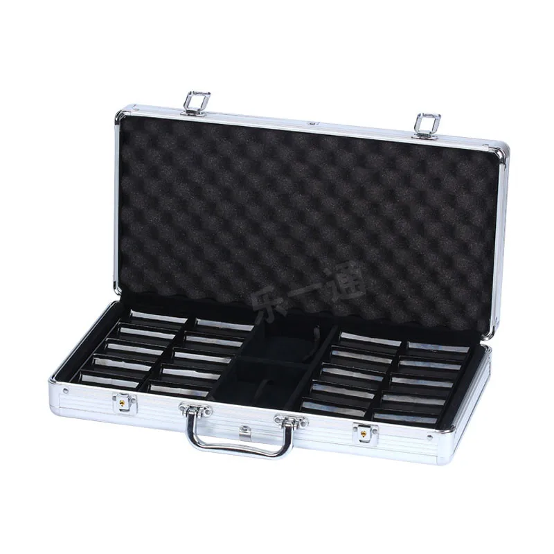 New high-grade professional aluminum chip boxes 400 codes yards chips poker coin carrying case silver with Acrylic chip stand