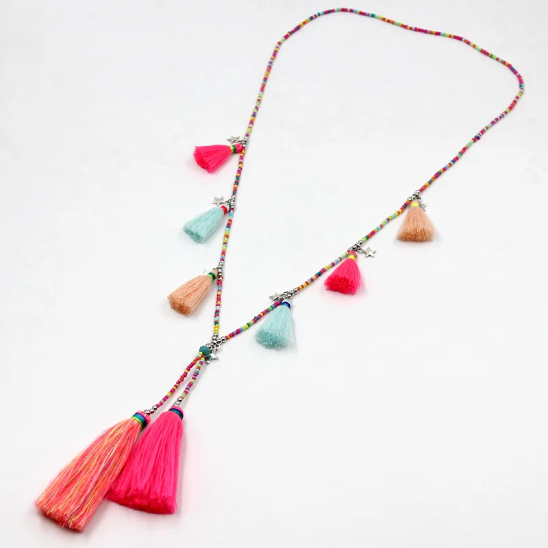 Damen-Schmuck Statement-Halskette Böhmische Handgemachte Bunte Quasten-Anhänger Weibliche Accessoires Halskette für Kleider – Detail 2