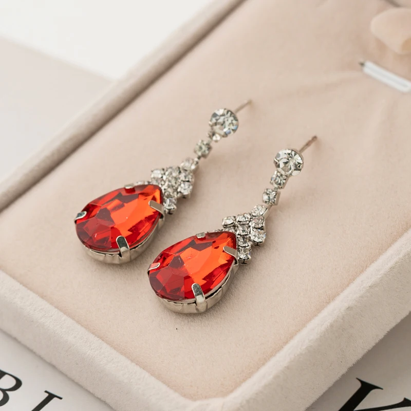 YFJEWE Fashion Colorful Shiny Rhinestone Water Drop Earrings for Women Elegant Dangle Earrings Jewelry Christmas Gifts E038