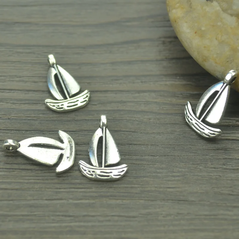 40 pcs/lot sailboat Antique Silver Plated Bracelets Charm Pendants Fashion Jewelry Making Findings DIY Charms Handmade J144