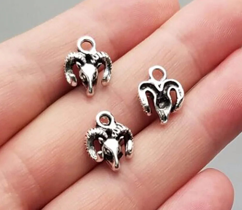 50 sztuk/partia-11x14mm kozy wisiorki antyczne posrebrzane 3D Mini owce głowy Charms DIY materiały tworzenia biżuterii znalezienie akcesoria