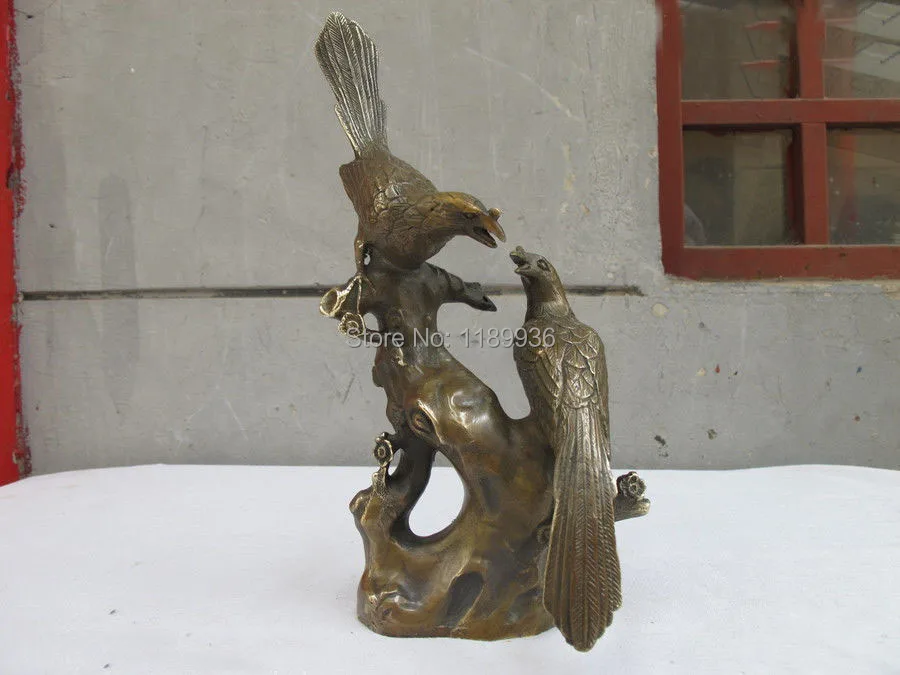 Chinese Bronze carved Magpie bird parked on the branches lovely statuary