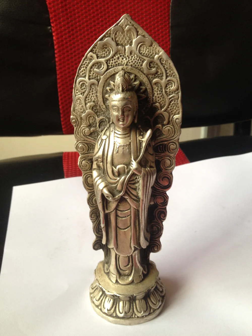 16.2 cm */ Miao silver carved Buddha had the Buddha statue standing on the lotus metal handicraft