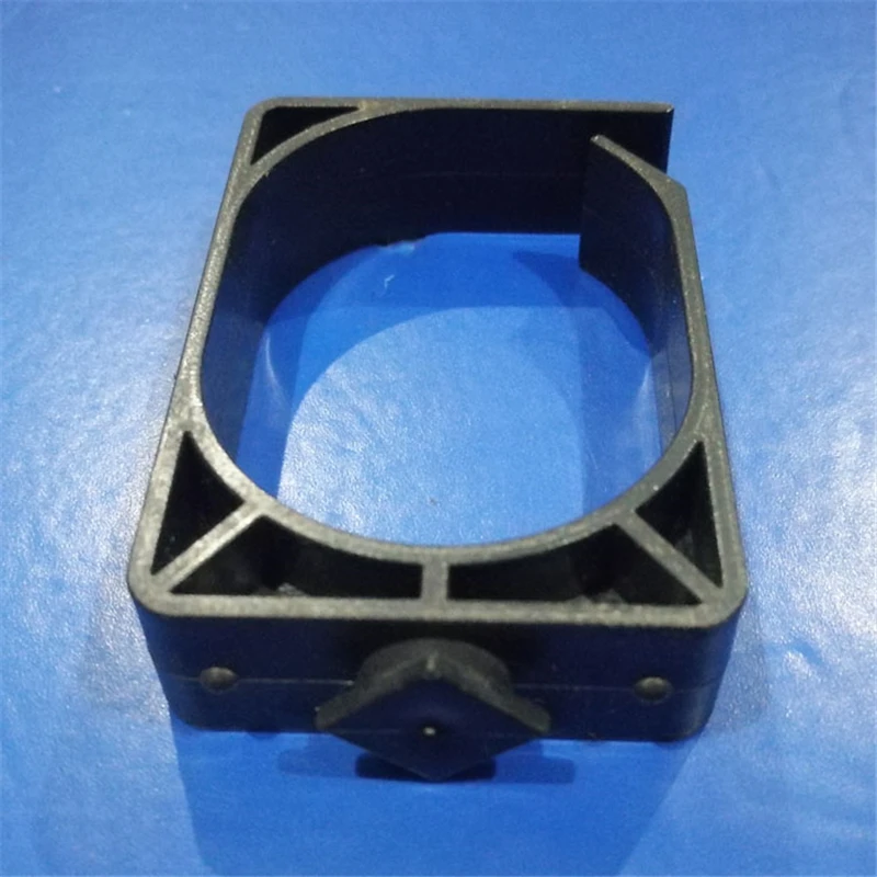 Resistenza dell'abs dell'anello del gestore dei cavi per la gestione dei cavi della scatola di distribuzione per l'armadio di rete nero 65*44*15.5mm ELINK di fabbrica 50 pezzi