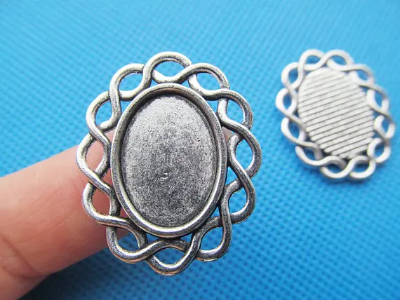 

50pcs Antique Silver/AntiquBronze Hollow Twist Border Oval Base Setting Tray Bezel Pendant Charm,fit 13mmx18mm Cabochon/Cameo