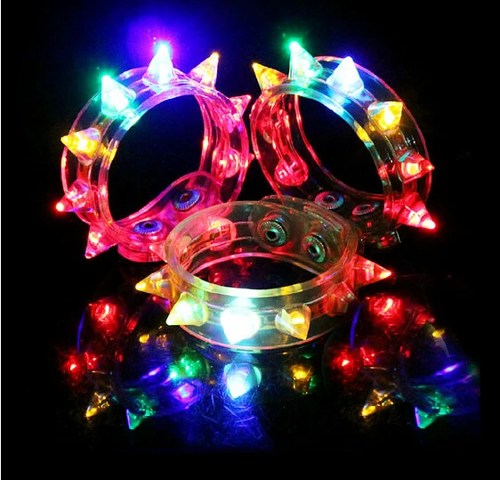 100 stücke Neue Ankunft Multi farben night glow stick flashing armband leuchtstäbe festival items DIY led party kinder spielzeug