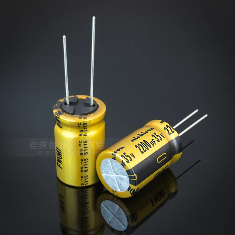 2020 HOT SALE 10pcs/30pcs Nichicon Japan authentic Gold audio electrolytic filter capacitor FW 35v2200uf 16x25 free shipping