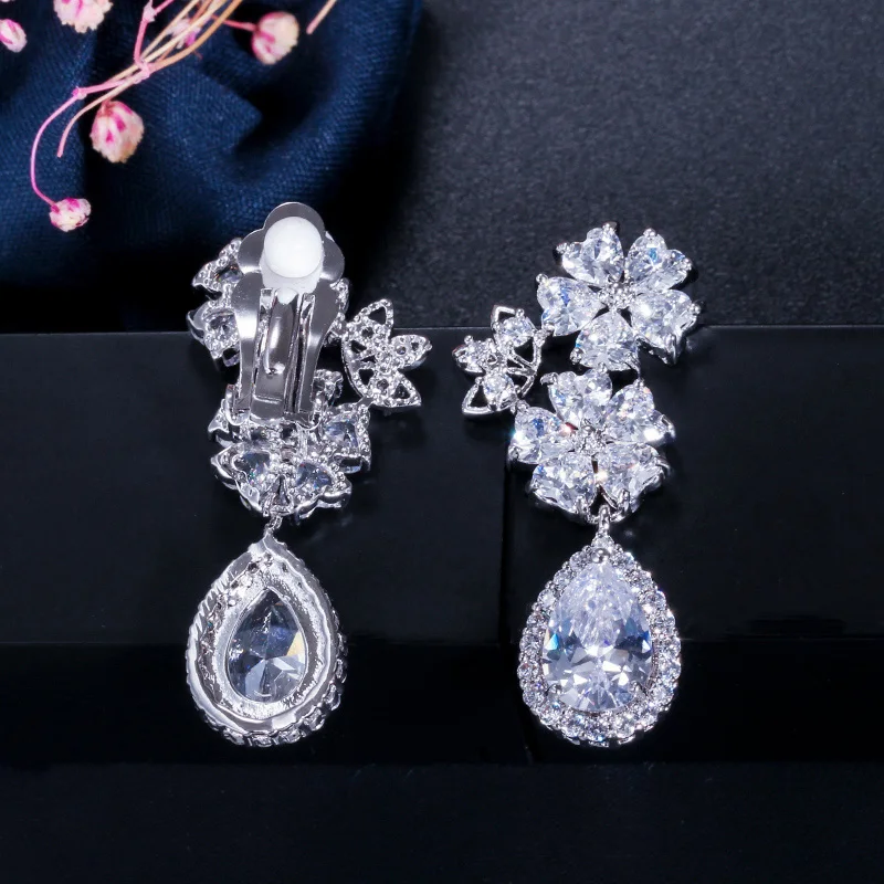 CWWZircons Elegant Flower Shape Bridal Wedding Jewelry Cubic Zirconia Crystal Clip On Earings for Non Pierced Ear Hole CZ184