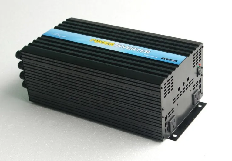 Factory Direct Selling 3000w DC12V to AC220V Off-grid Solar Inverter One Year Warranty CE&RoHS Approved