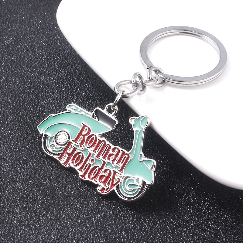 Roman Holiday Keychain Audrey Hepburn Princess Ann Joe Bradley VESPA Motorcycle Key Chain for Women Men Souvenir Jewelry