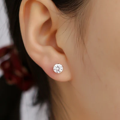 YUNRUO Top Brand Rose Gold Color Classic Six Claw Zirconia CZ Stud Earring for Woman Girl 316 L Stainless Steel Fashion Jewelry