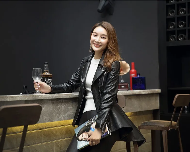 HOT Gothic faux leather PU Jackets Women Winter Fashion Motorcycle Black faux leather coats Trend Jacket