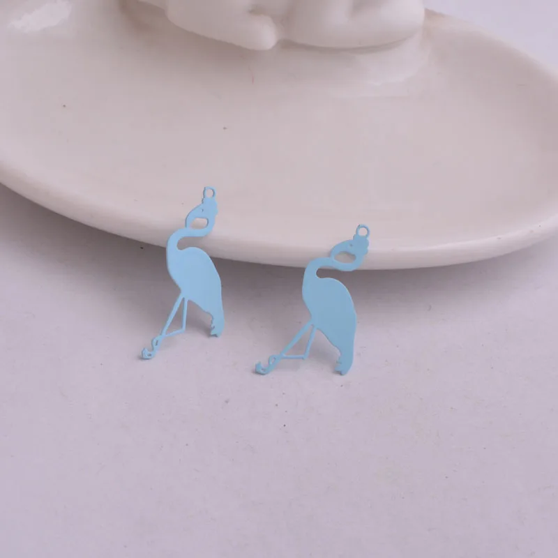 50 Stück AC7657 28mm*5mm Messing Flache Vogelanhänger Bemalte Tieranhänger – Detail 7