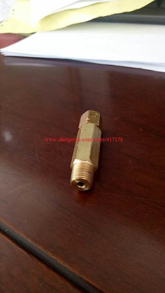 Santoni Seamless Machine SM8-TOP1 SM8-TOP2 Use Oil Nozzle K392215 DISTRIBUTOR 0.006CC