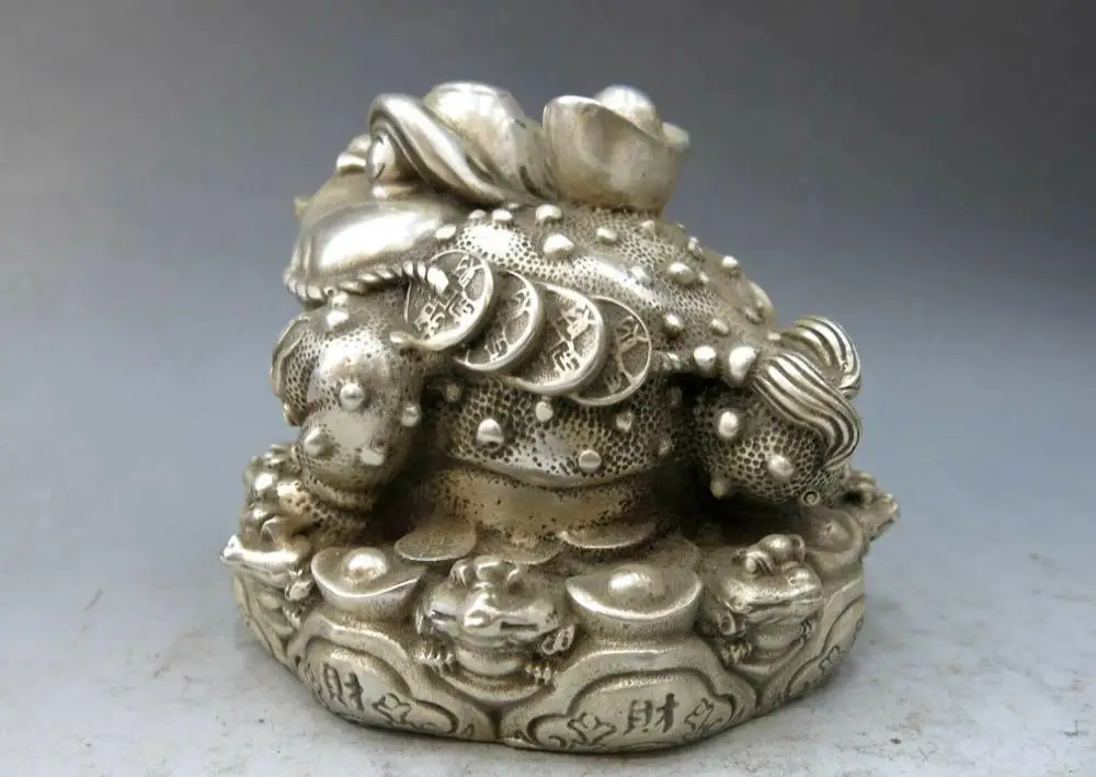 China silver handwork carved beautiful Yuan Bao luck riches honour Toad Statue