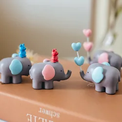 Mini Cute Resin Cartoon Elephant Cake Decoration Kid's Room Decoration Ornament Home Office Desk Decorative Ornament Toy Gift