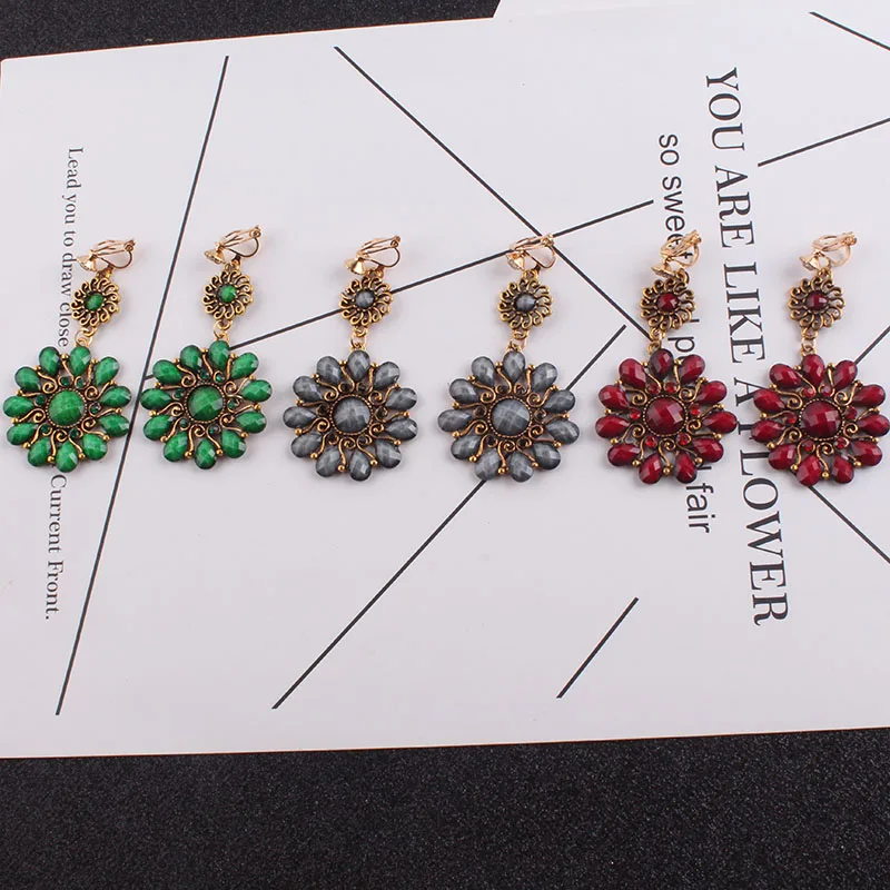 JIOFREE Vintage 3 color Rhinestone Resin Flower Clip on Earrings Without Piercing For Women Ethnic Resin Statement Jewelry