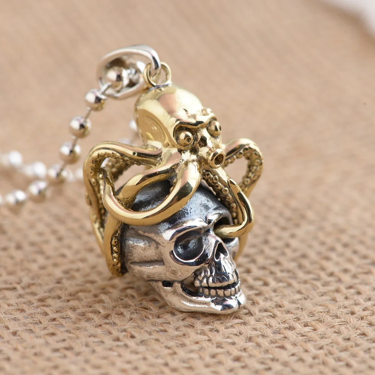 

S925 pure silver pendant Archaize process new personality fashion skulls