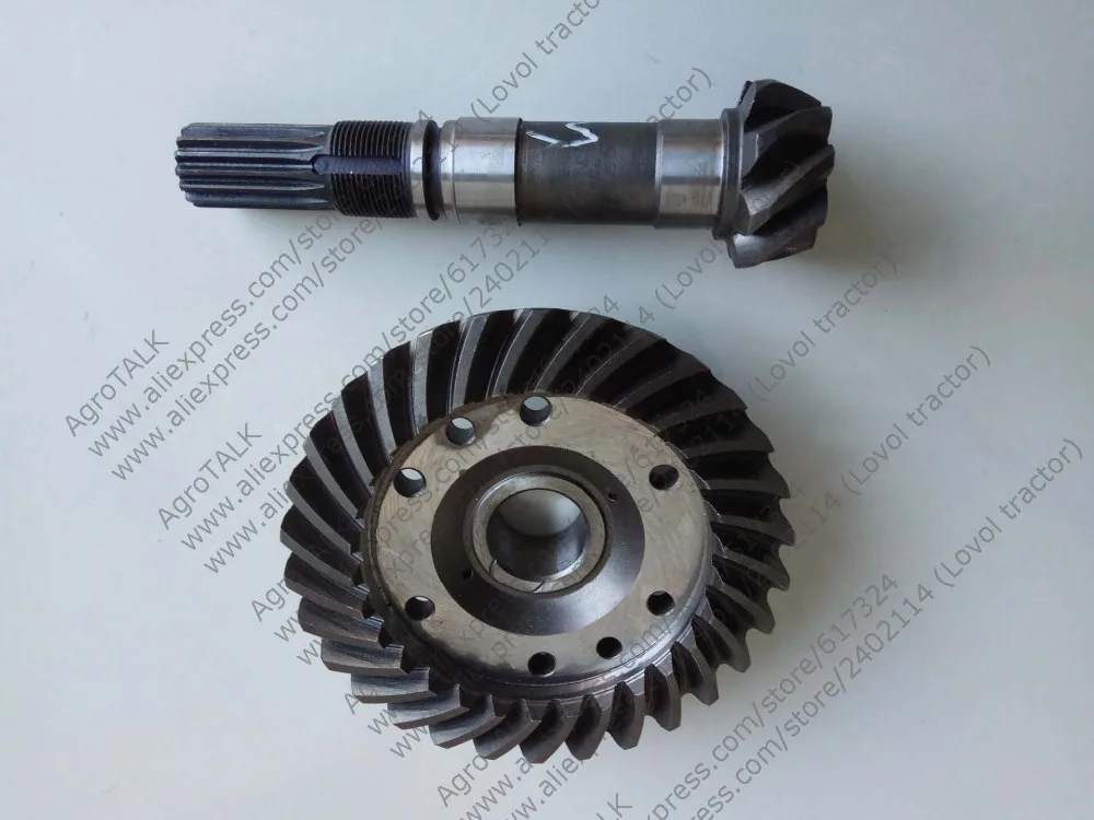 

Big bevel gear and input spiral bevel shaft for Foton Lovol tractor FT 254 , part number: FT254.31F.127 + FT254.31F.144