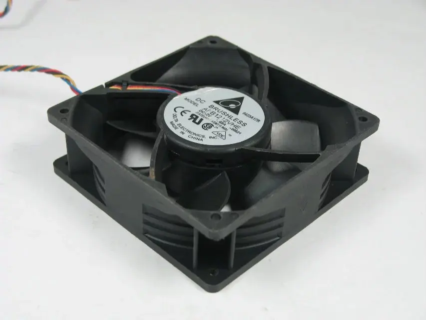 

Delta Electronics AFB1212VHE 8M21 DC 12V 0.68A 120x120x38mm Server Cooling Fan