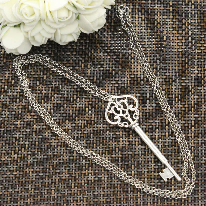 New Fashion Necklace Vintage Skeleton Key 69mm Silver Color Pendants Short Long Women Men Colar Gift Jewelry Choker