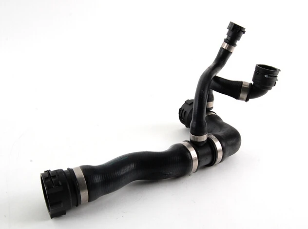 

Upper Radiator Hose to Thermostat for BMW E60 525i 530i 2004-2005 17127519255