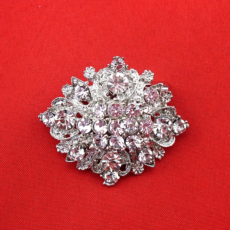 New Fashion Small Design Rhodium Plated Crystal Rhinestone Alloy Flower Pin Brooch For Girls Wedding 2018 Hot Item No.: BH7315