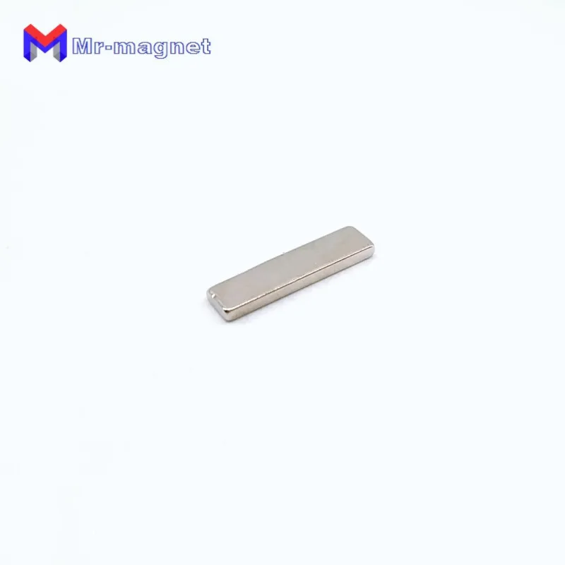 Magnet 200pcs 20x5x2mm Strong Block Cuboid Magnets Bulk Mini Small Magnetic Materials 20x5x2