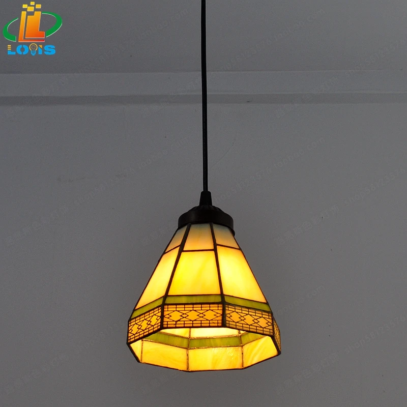 Spain Minimalist Retro Nostalgia Tiffany Chandelier Too Small Props Bar Restaurant Decorated Windows Water Tank Corridor