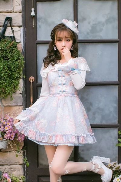 

Princess sweet lolita dress Candy rain Japanese sweet gauze sleeve lace dress female slim long sleeved dress C22AB7021