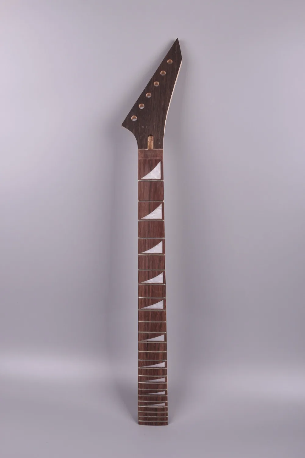 25.5 INCH  unfinishede lectric  guitar neck 24 fret   floyd rose locking nut. maple made  and rosewood fingerboard 031#