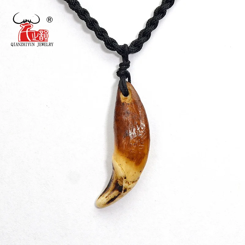 Men's Necklace Woman's Bone Pendant Tibetan Amulet Fangs Real Natural Tooth Vintage Tibet Wolf Tooth Charm White Brown Ecru