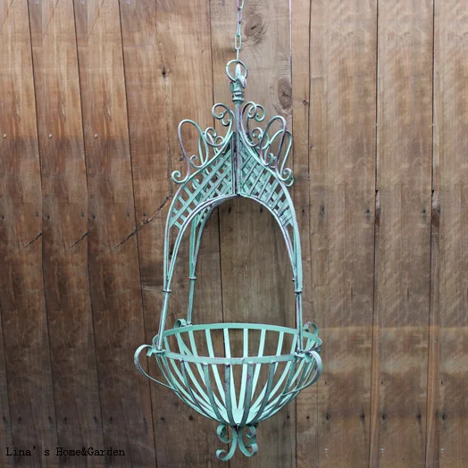 

handcrafted rustic retro decorative metal hanging basket planters