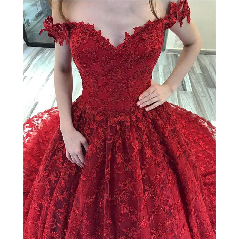 Gorgeous Princess Ball Gown Burgundy Prom Dresses Off The Shoulder Vestido De Fiesta De Graduacion Chapel Train Prom Gowns