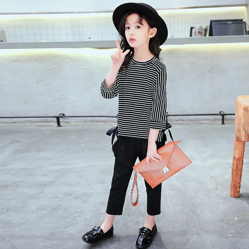 

2018 new autumn striped cotton T-shirt top black trousers Korean fashion female children's two-piece suit