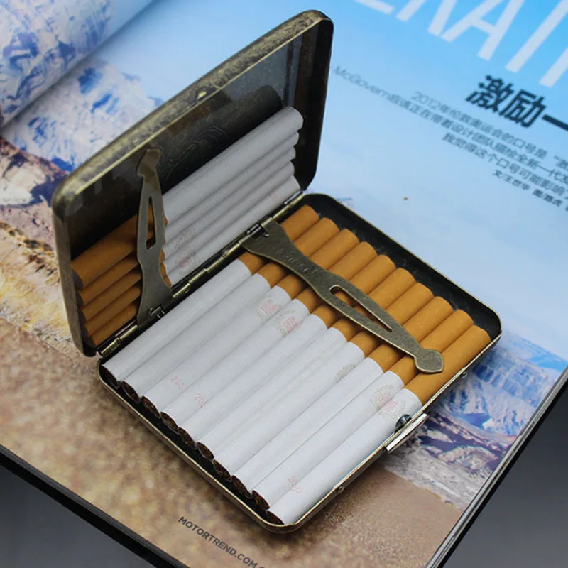 (20 Cigarette ) styles Vintage copper Cigarette Case Metal Cigarette Case Classic Design Edition Cigarette Box Men Gift