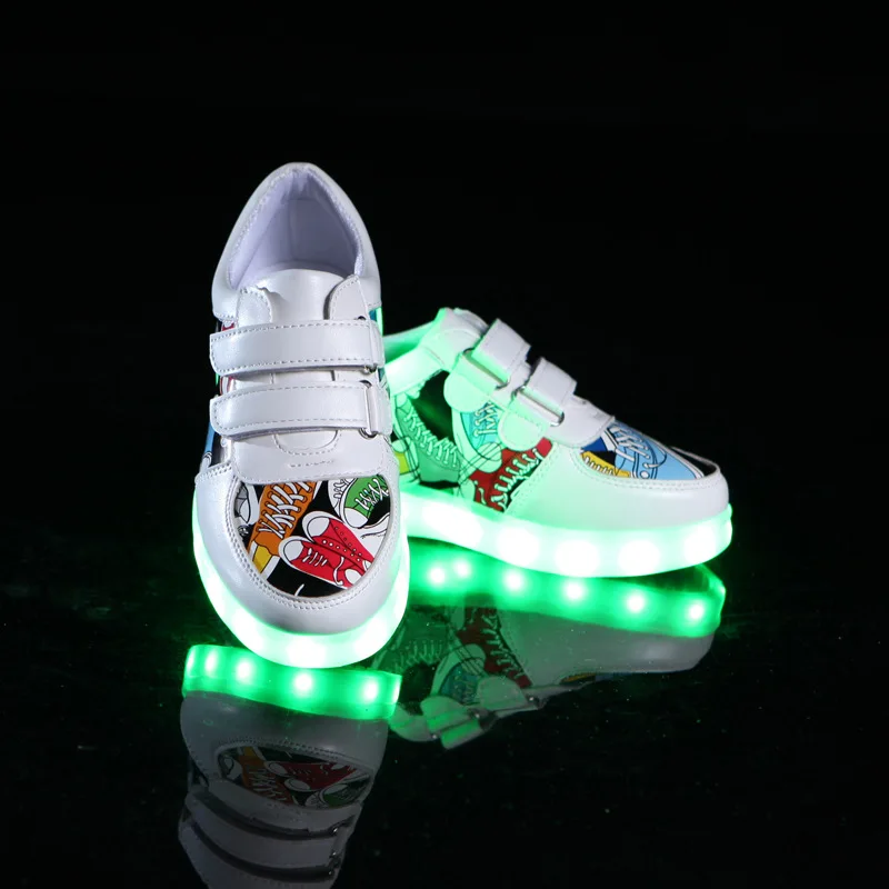 7ipupas New children\'s luminous shoes USB charging shoes Boy & girls canvas pattern led shoes 7 colors outdoor glowing sneakers