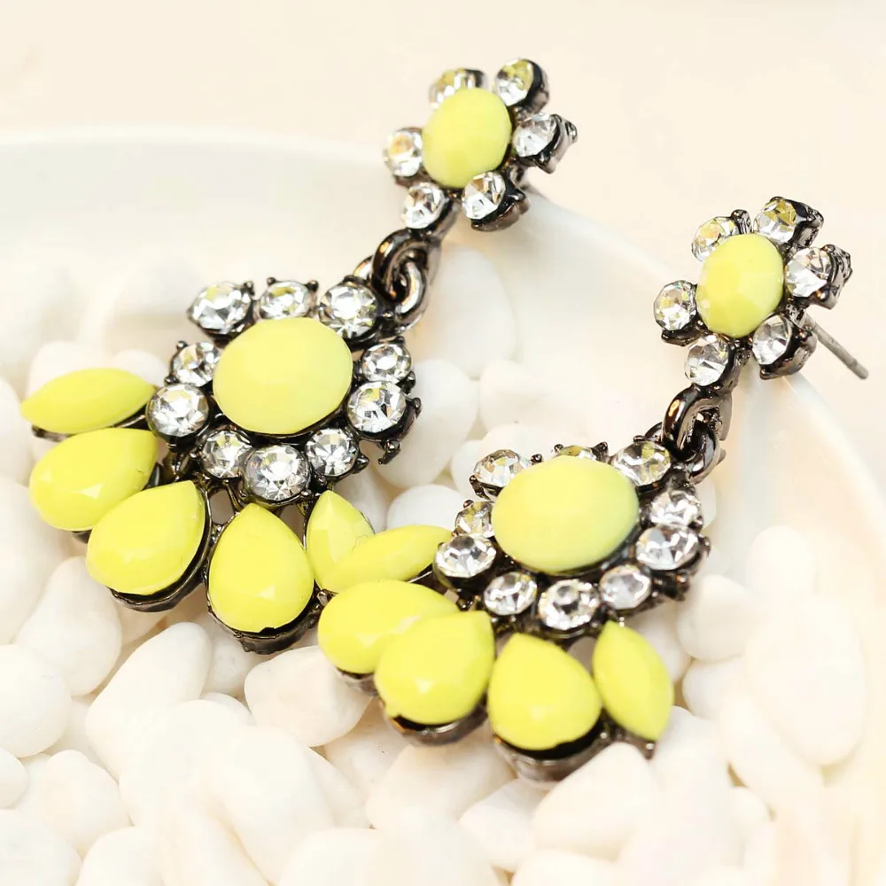 Женские модные серьги, Новое поступление, брендовые милые металлические серьги-гвоздики с драгоценными камнями и кристаллами для женщин и девушек